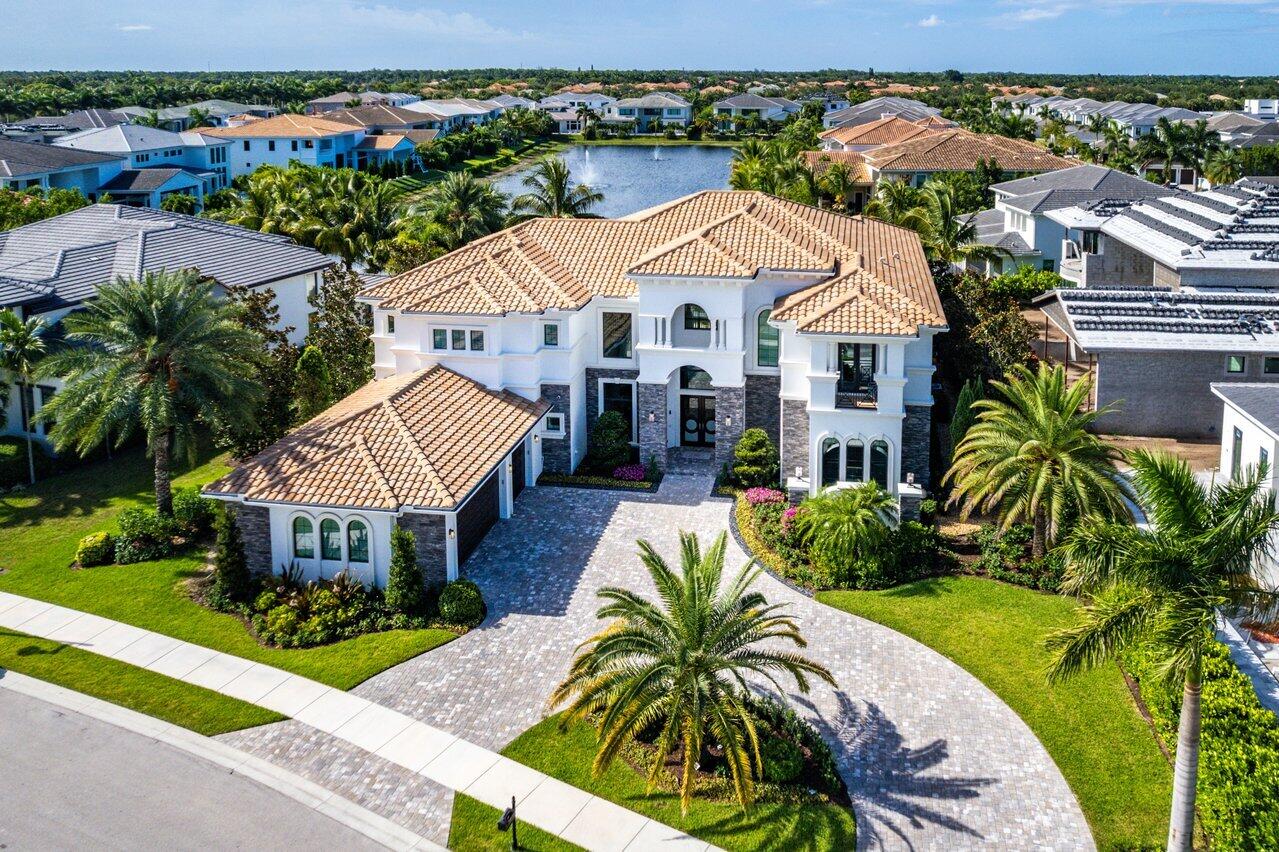 2703 NW 71st Boulevard