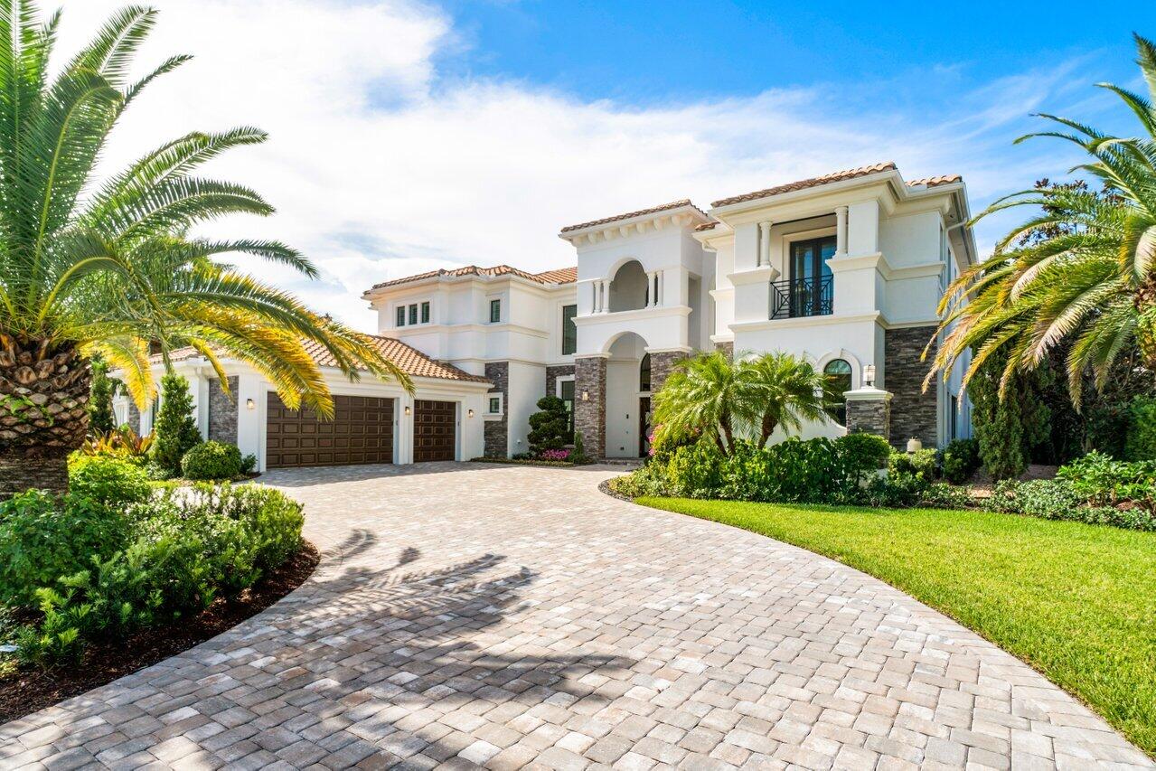 2703 NW 71st Boulevard