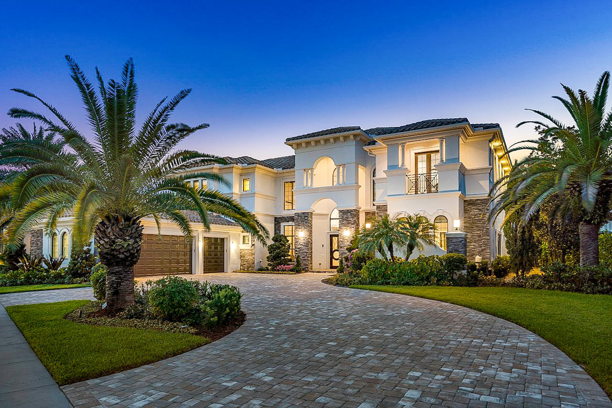 2703 NW 71st Boulevard