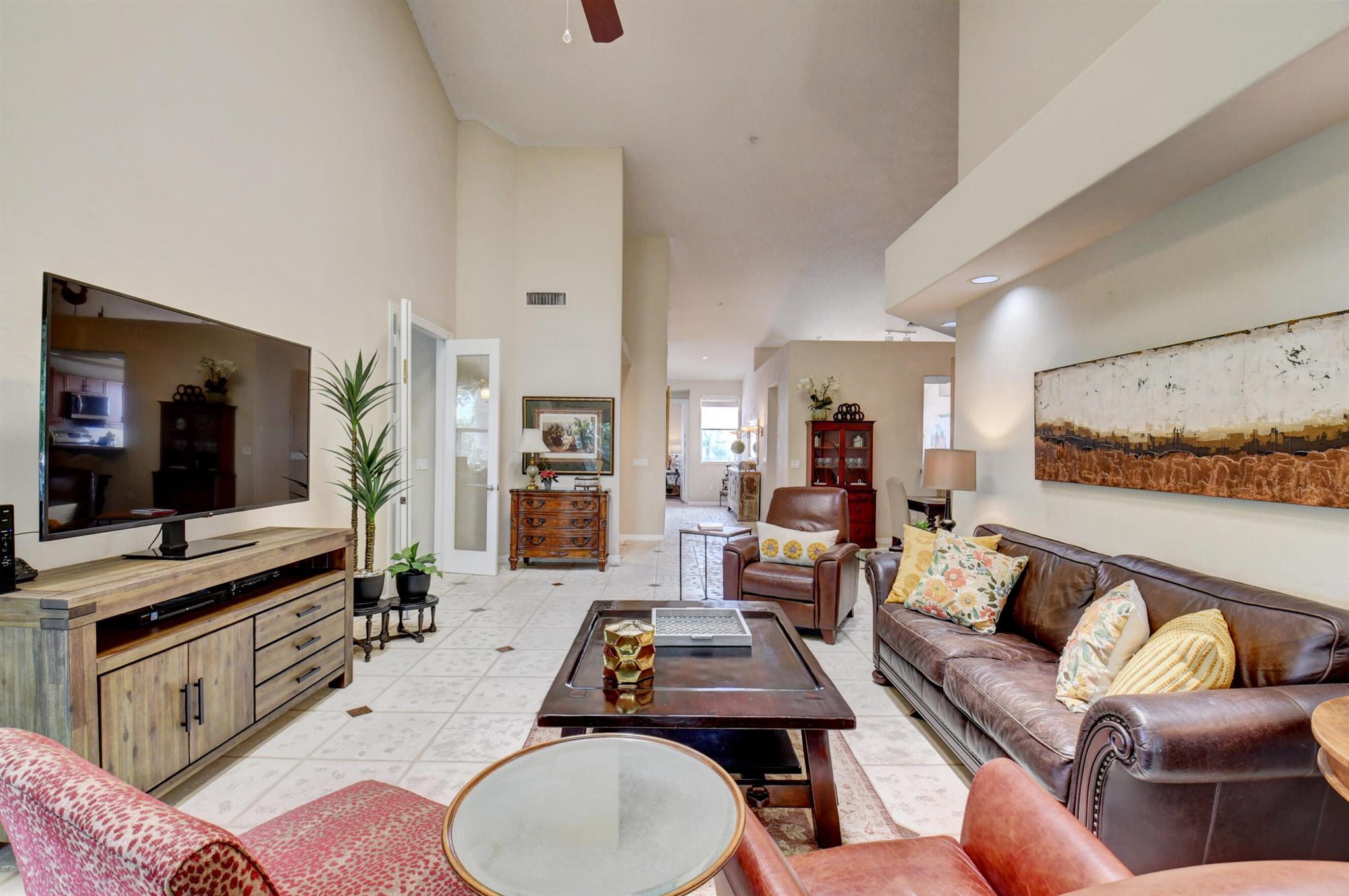 2464 NW 59th Street Unit: 1103