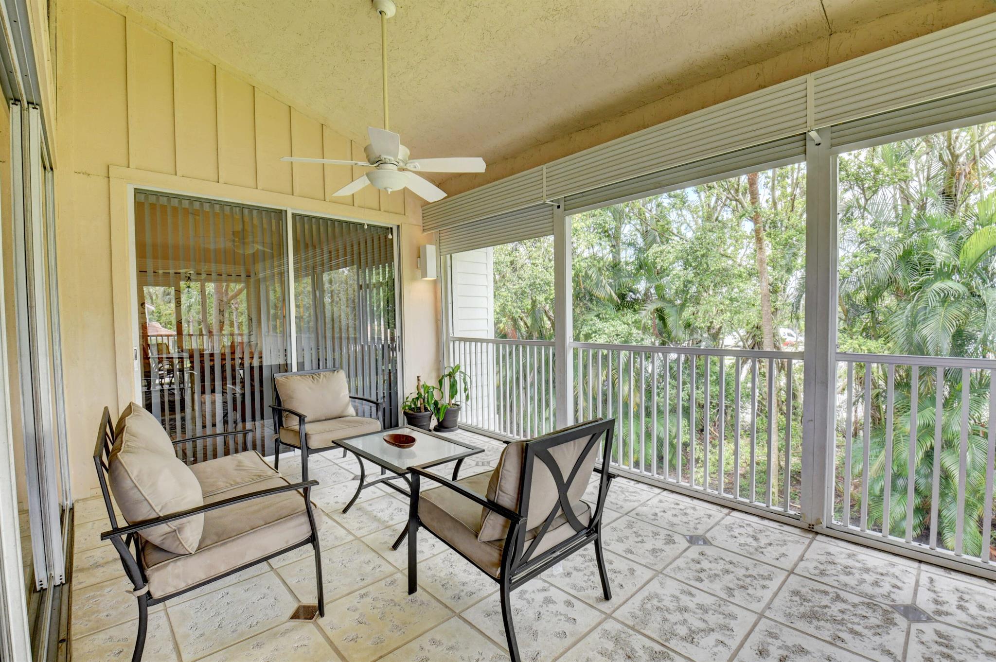 2464 NW 59th Street Unit: 1103
