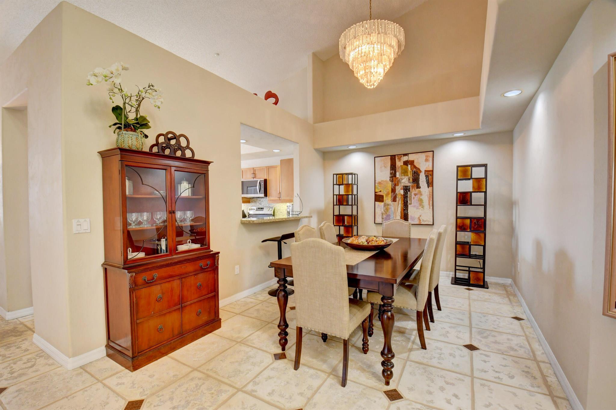 2464 NW 59th Street Unit: 1103
