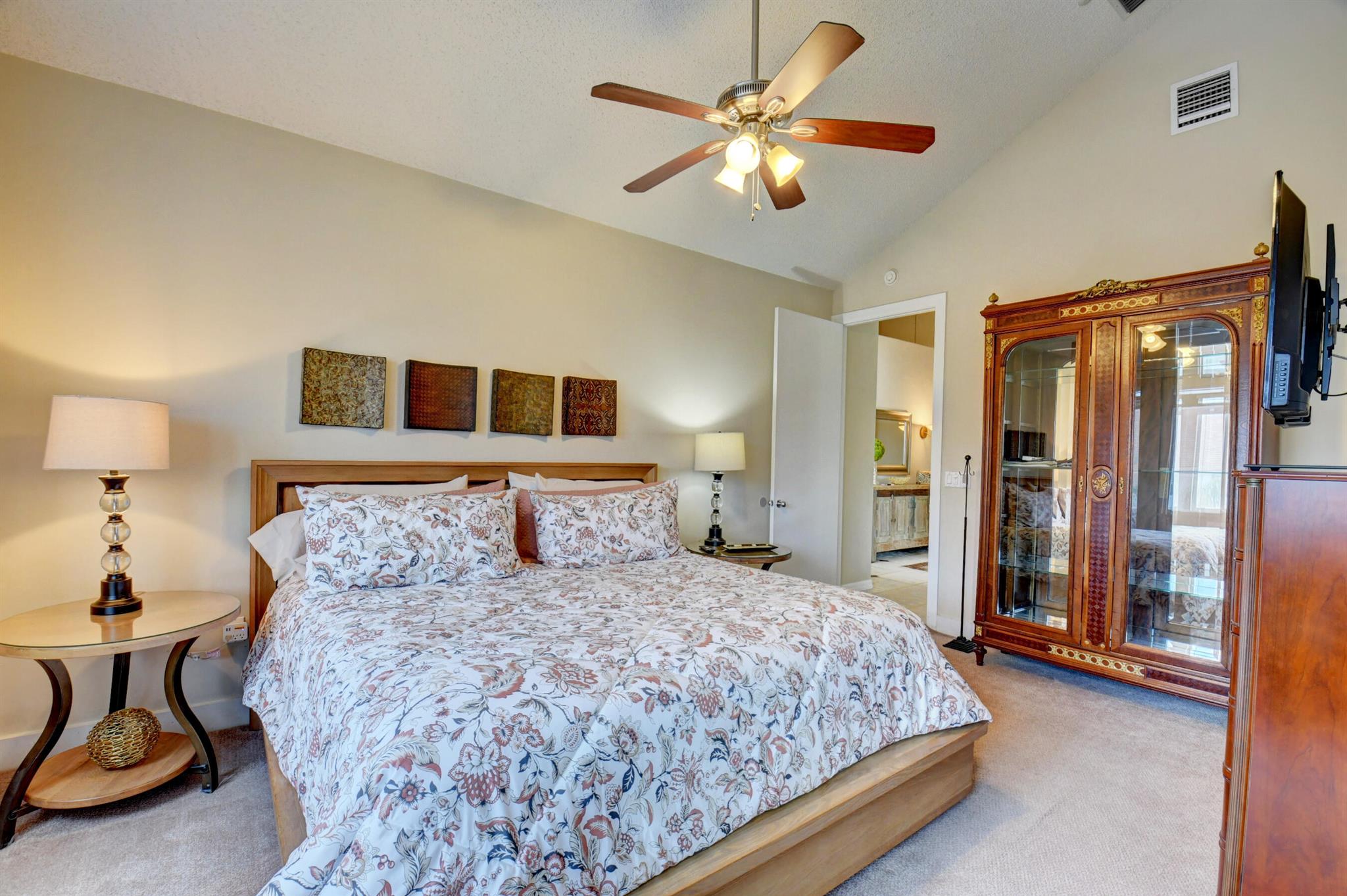 2464 NW 59th Street Unit: 1103