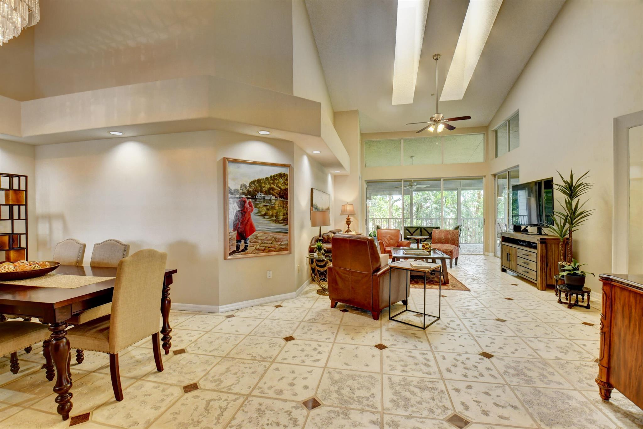 2464 NW 59th Street Unit: 1103