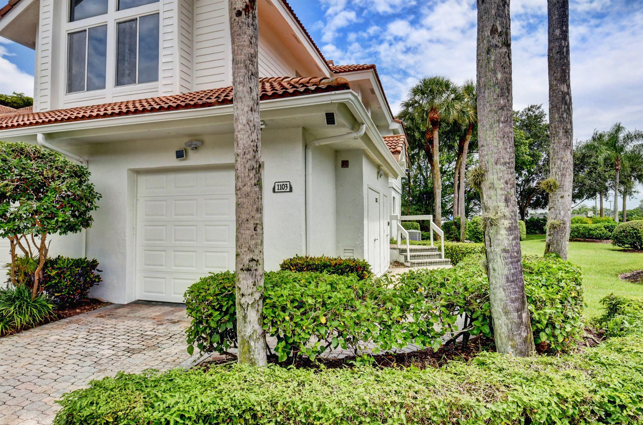 2464 NW 59th Street Unit: 1103
