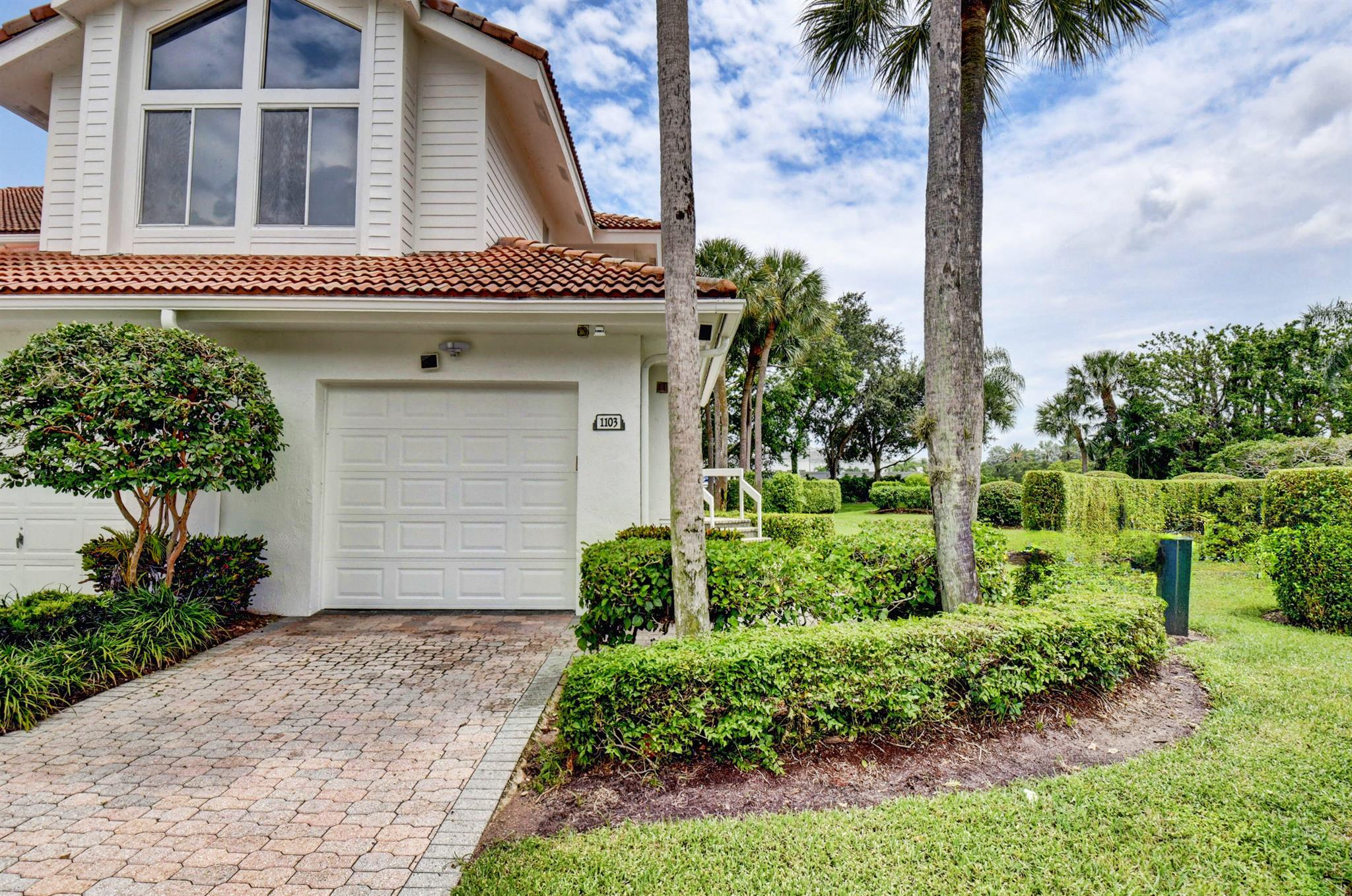 2464 NW 59th Street Unit: 1103