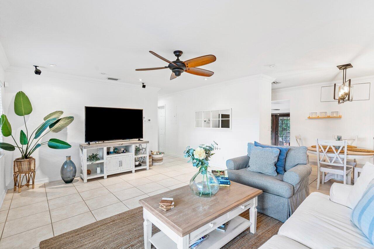 316 NW 28th Court