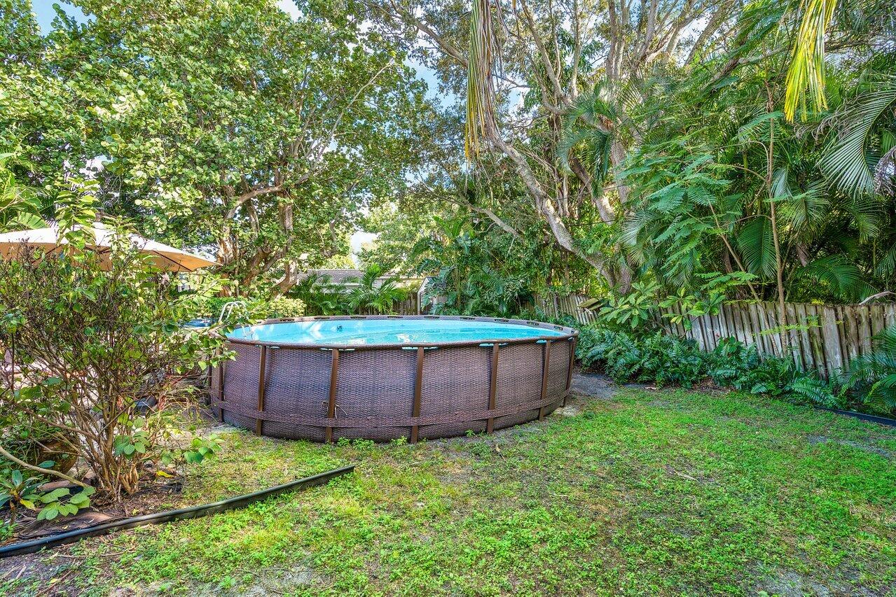 316 NW 28th Court