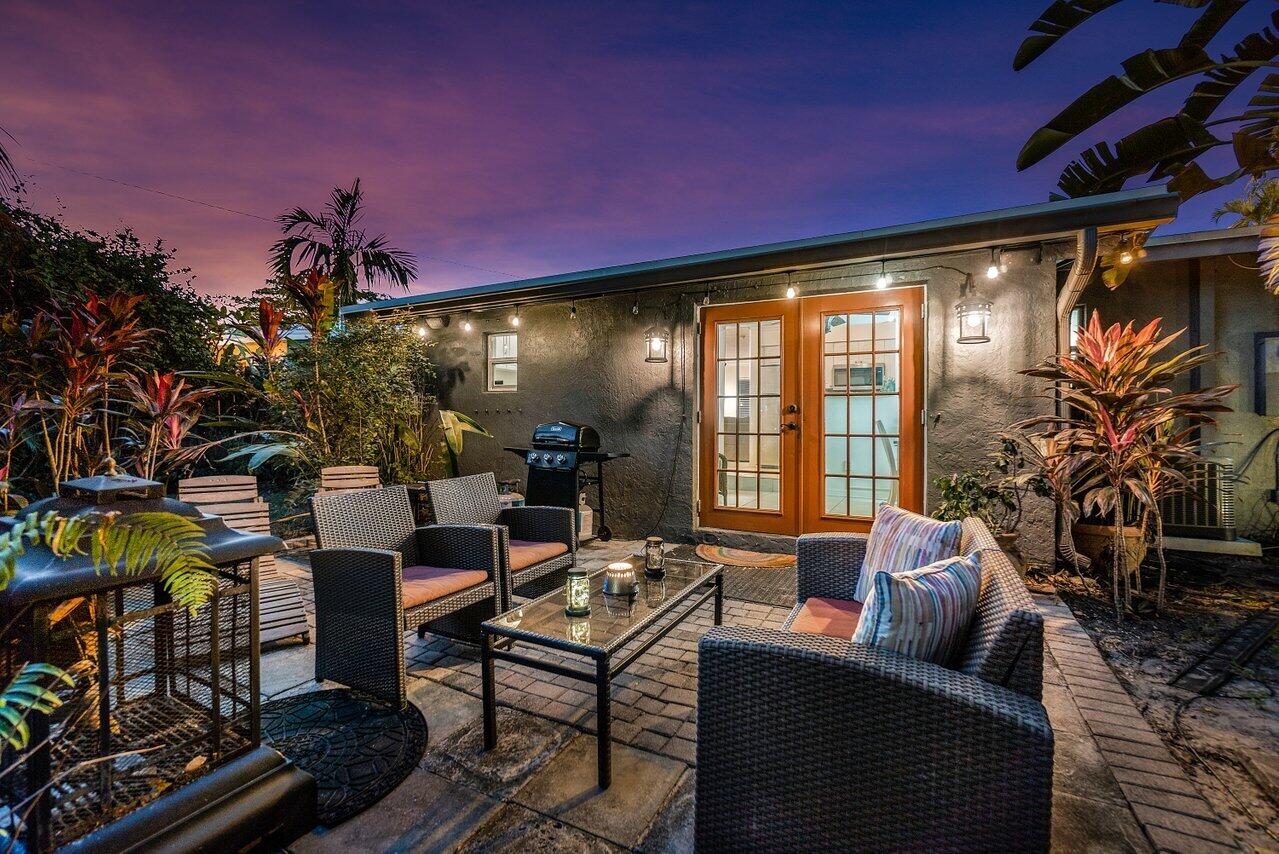 316 NW 28th Court