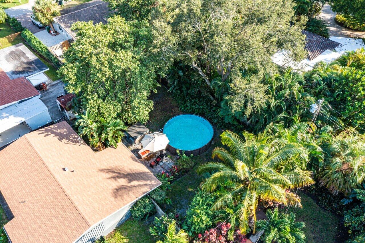 316 NW 28th Court