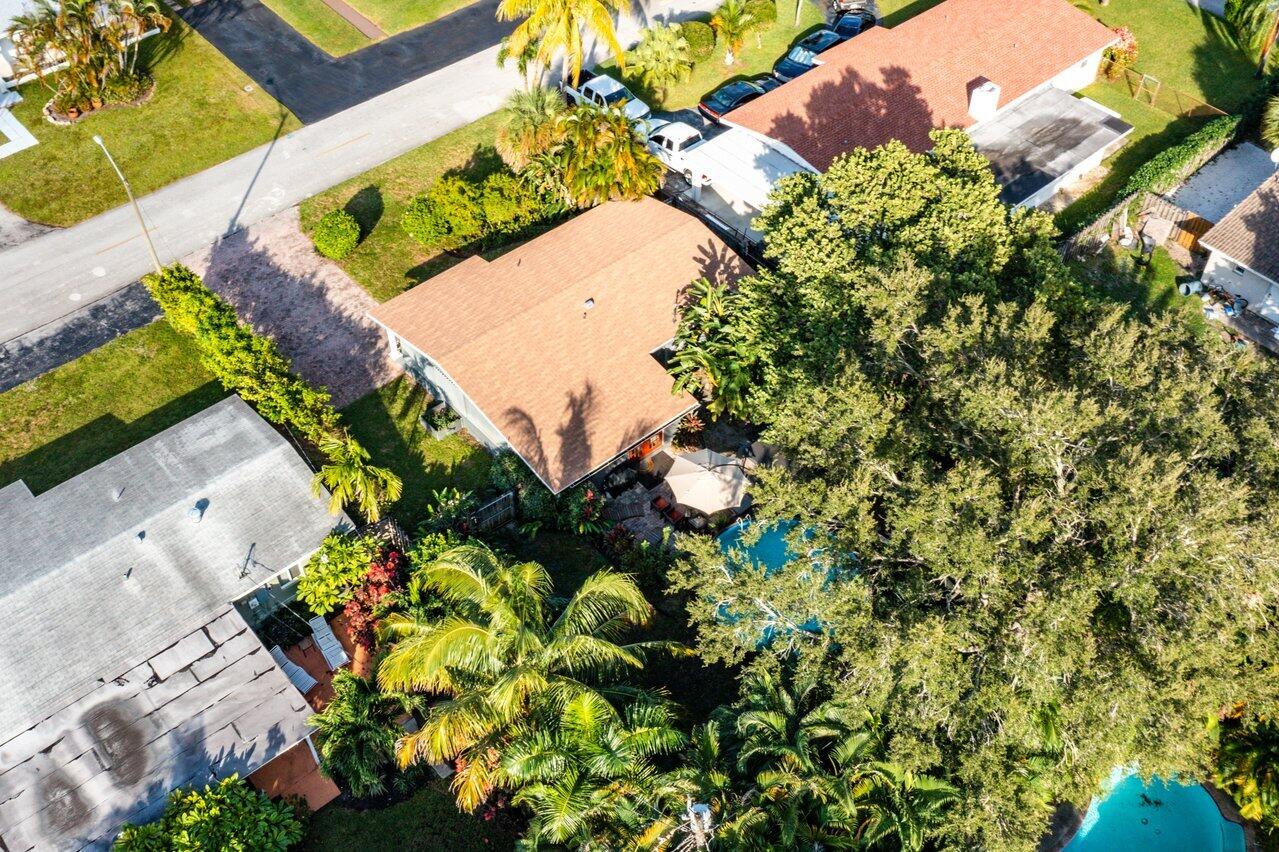 316 NW 28th Court