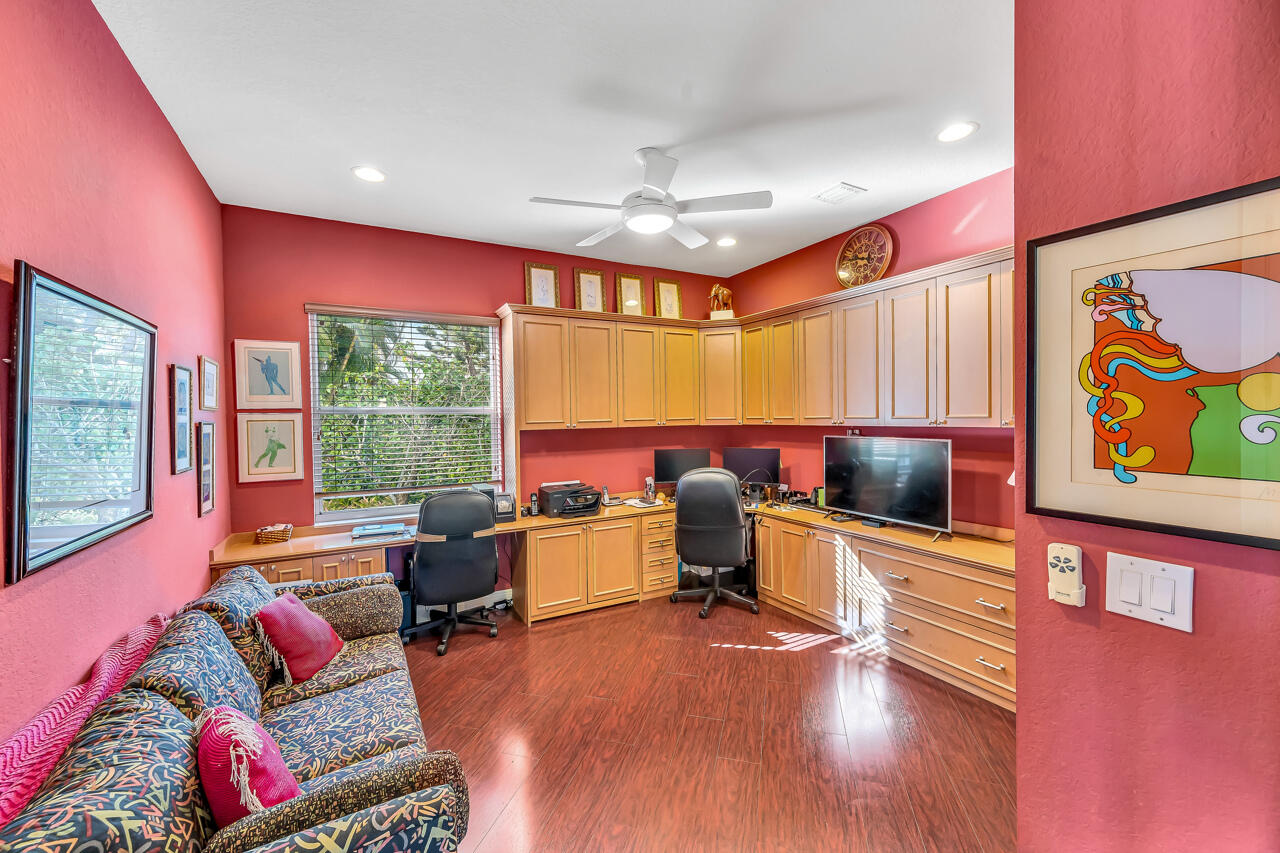 11913 Preservation Lane