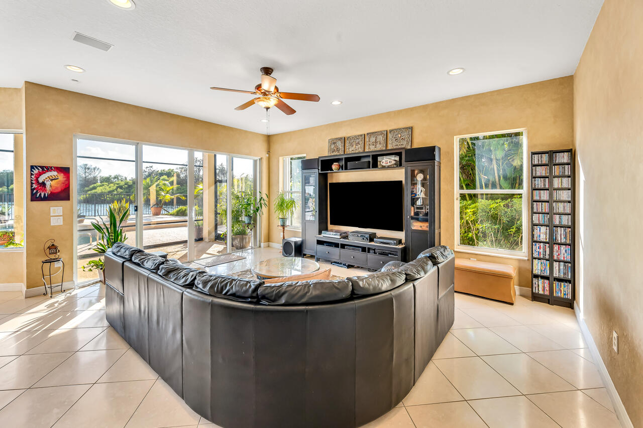 11913 Preservation Lane