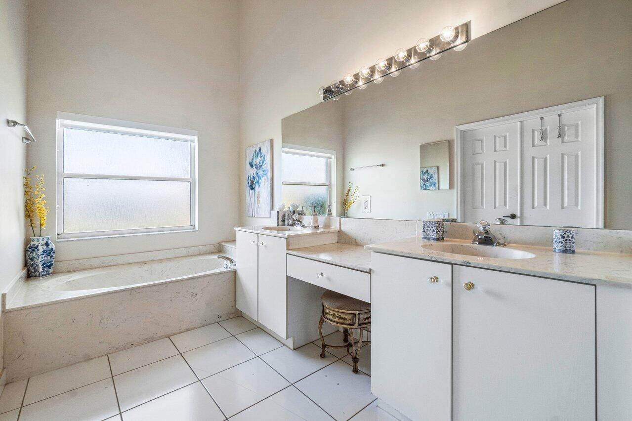 12405 Lakeridge Falls Drive