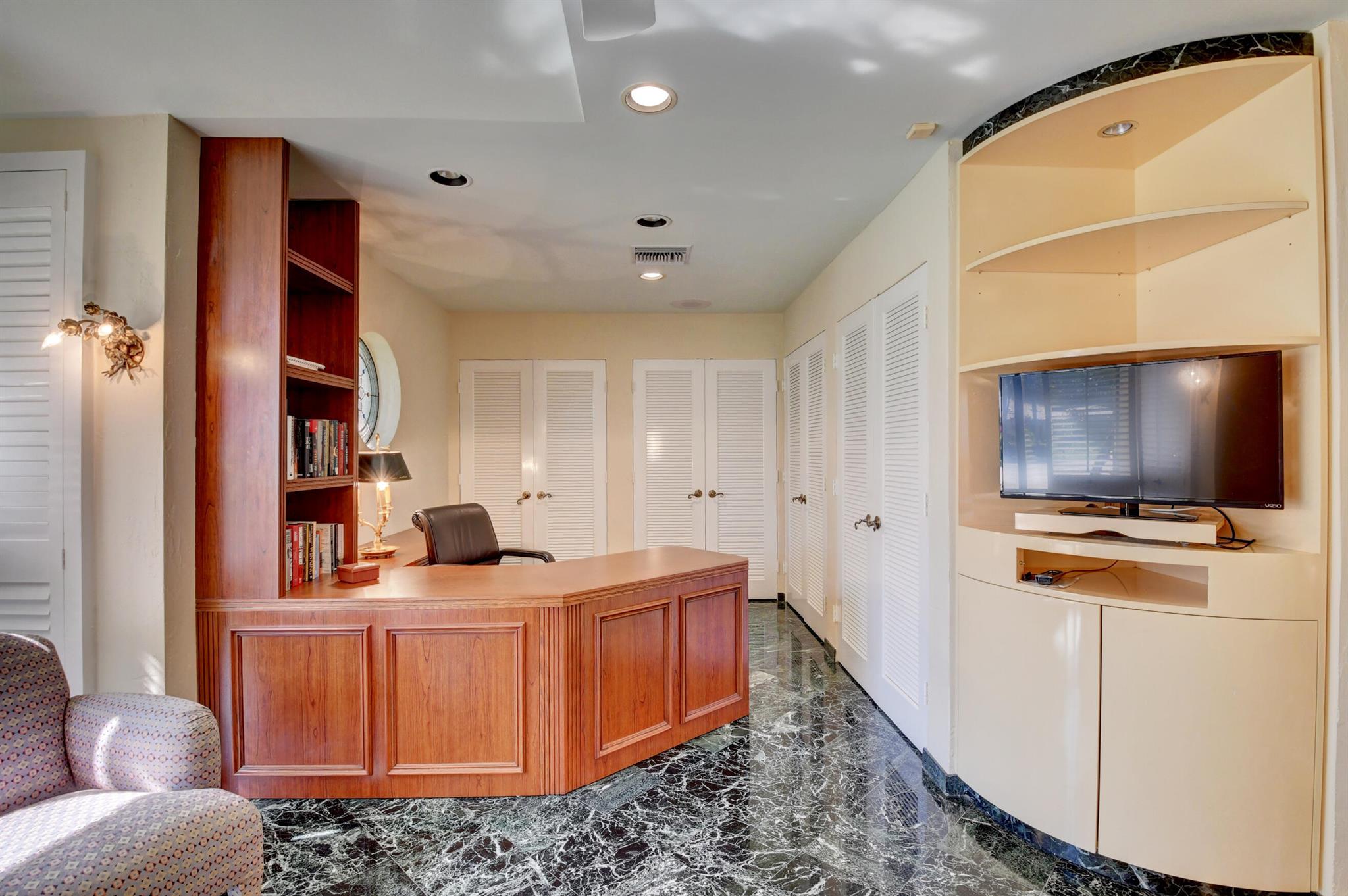 68 Northwoods Circle