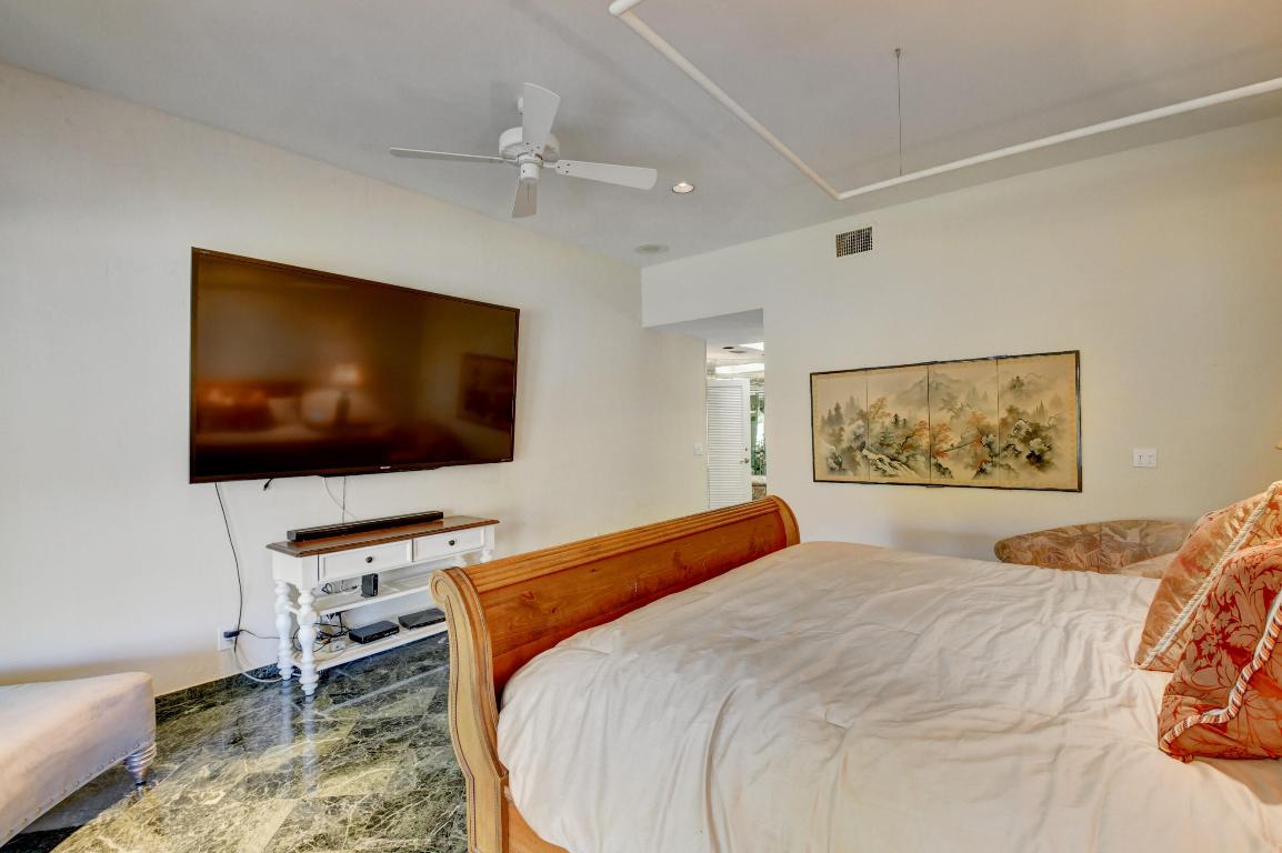 68 Northwoods Circle