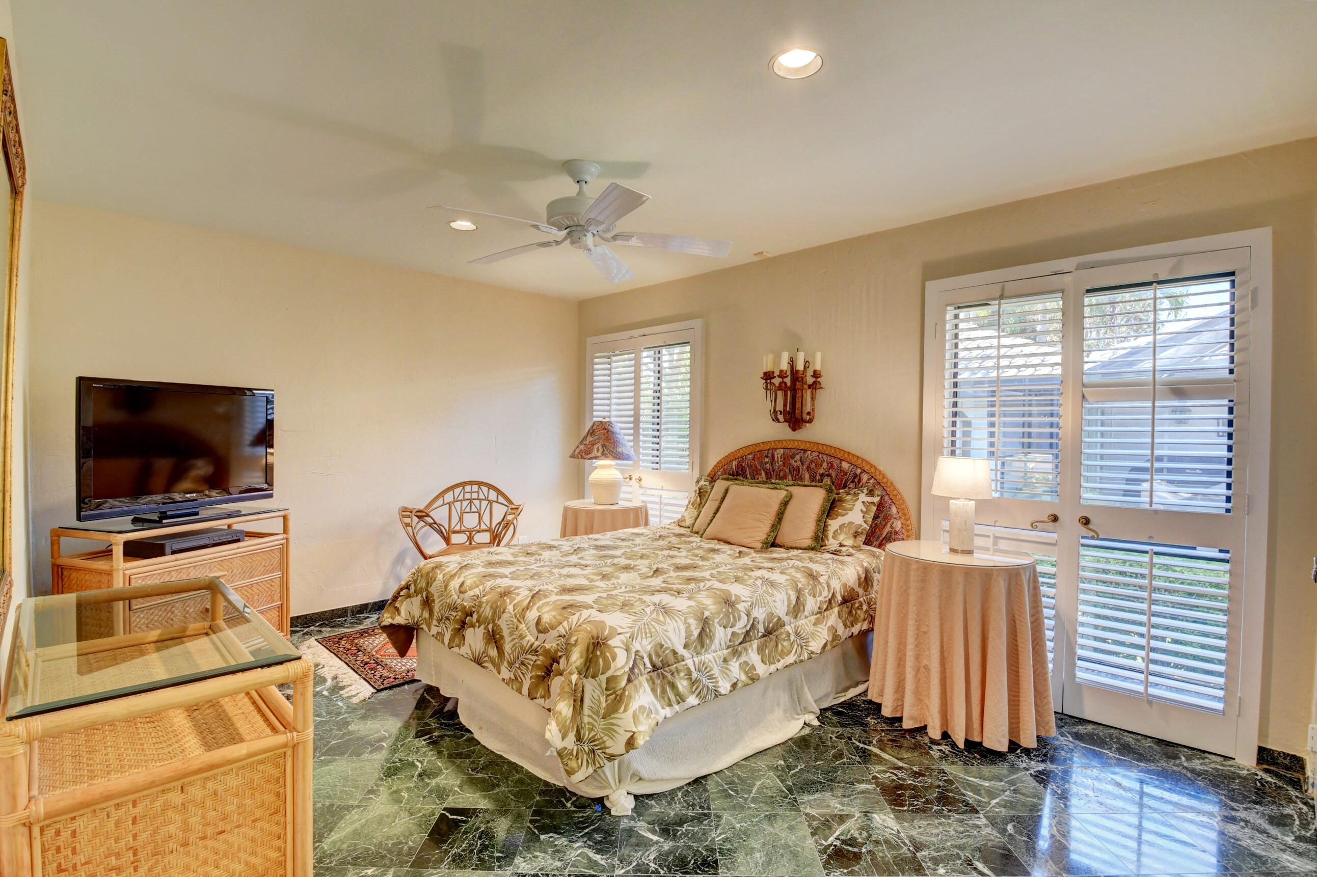 68 Northwoods Circle