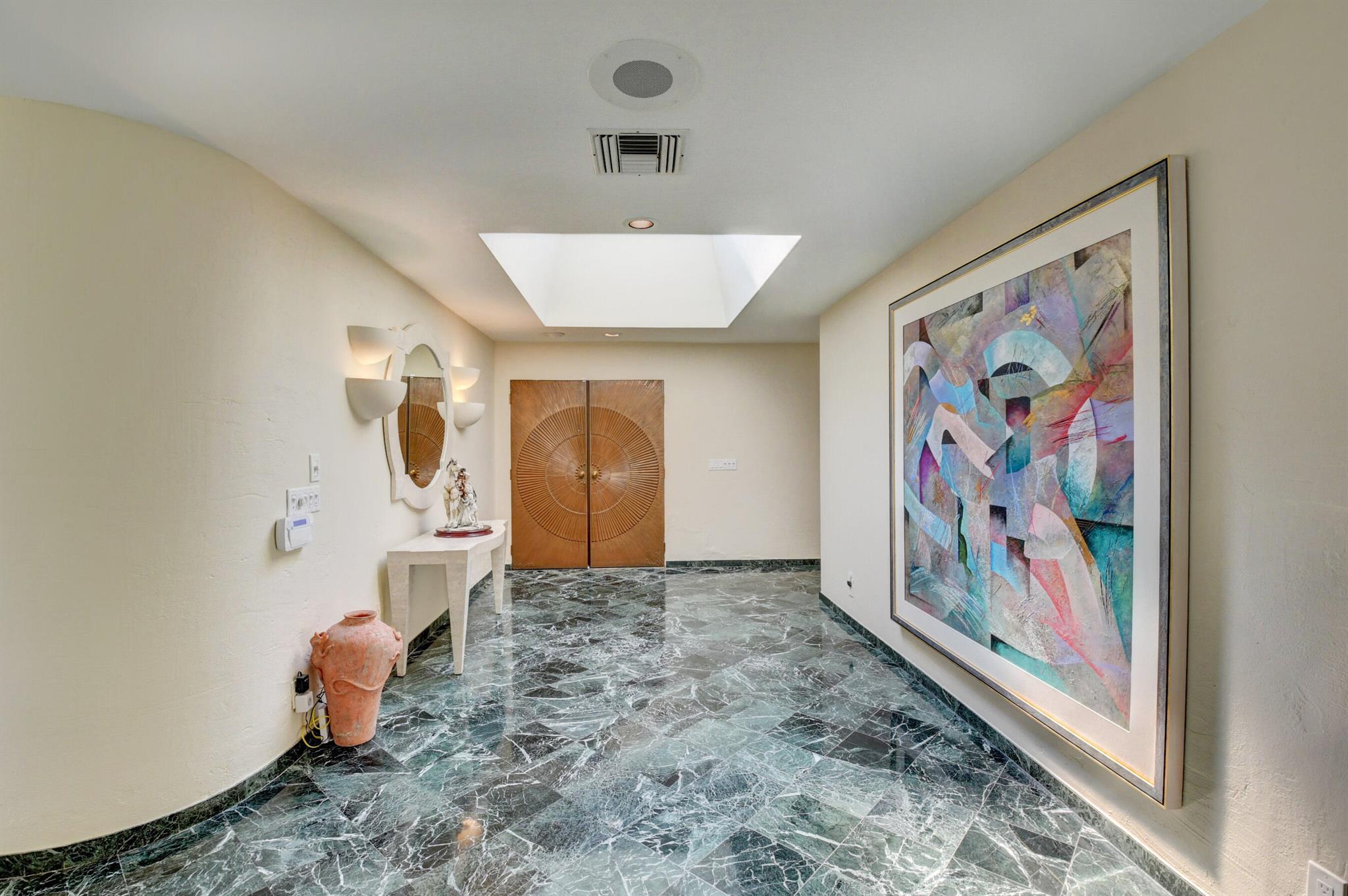 68 Northwoods Circle