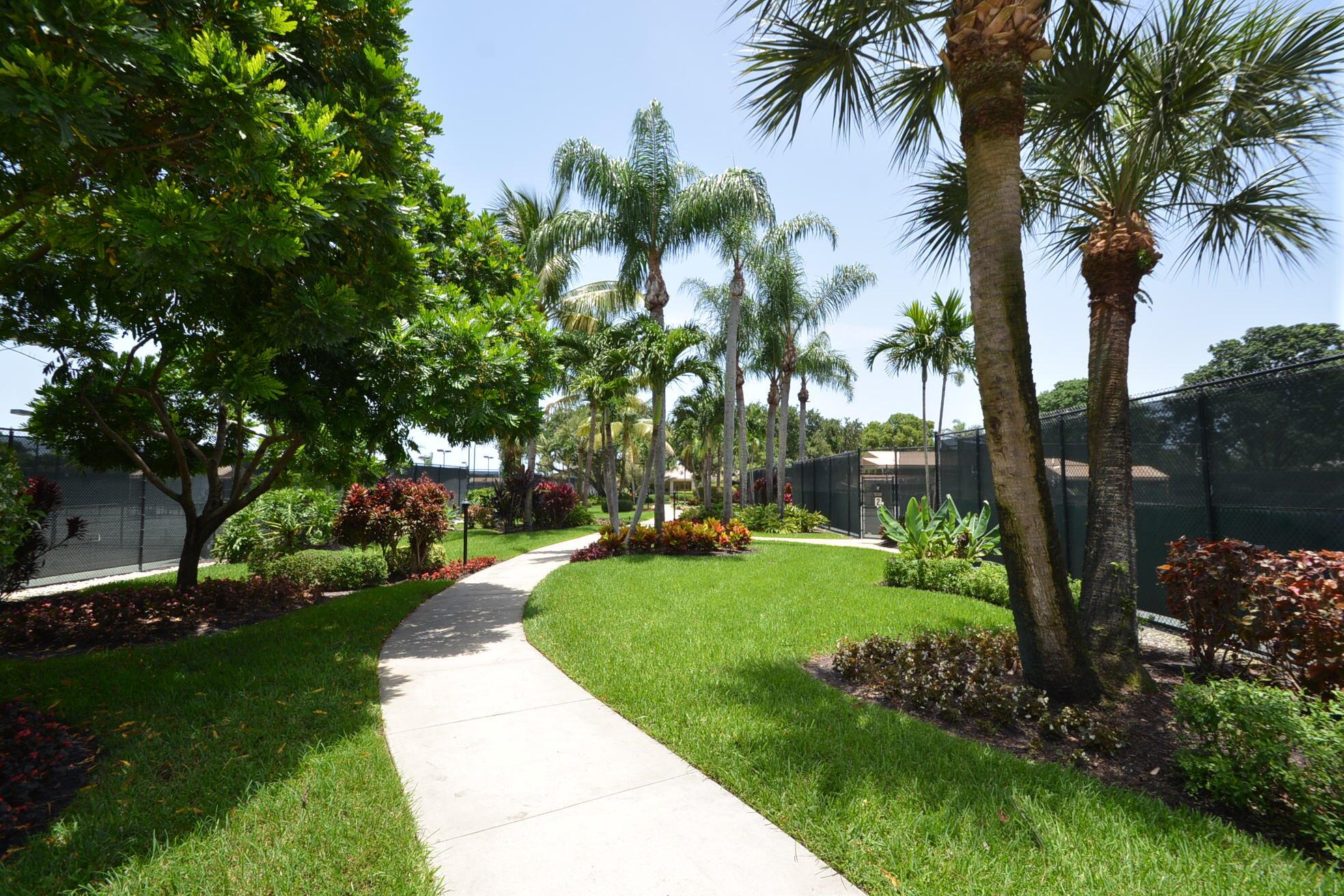 68 Northwoods Circle