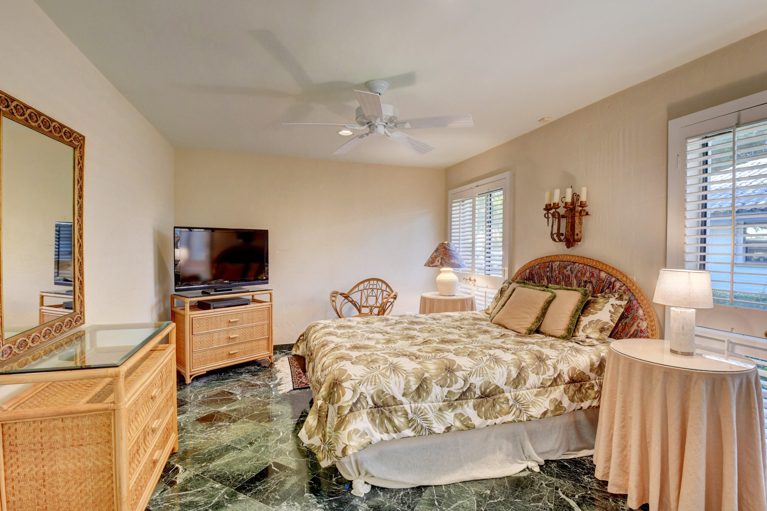 68 Northwoods Circle