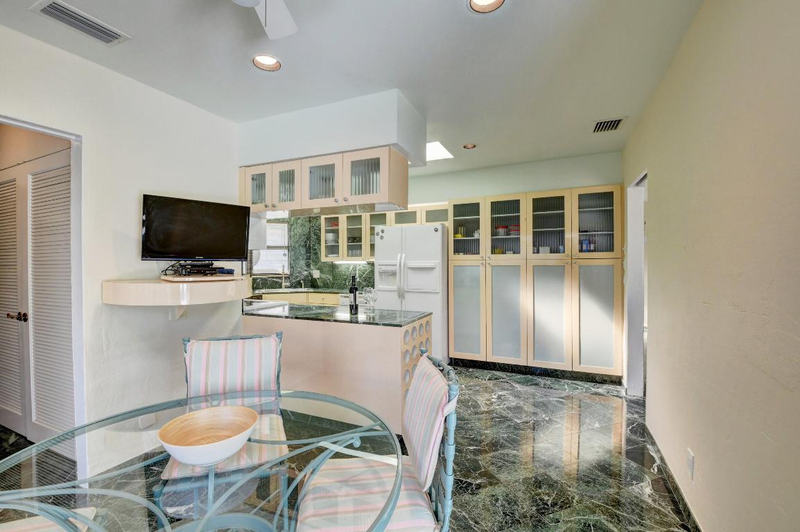 68 Northwoods Circle