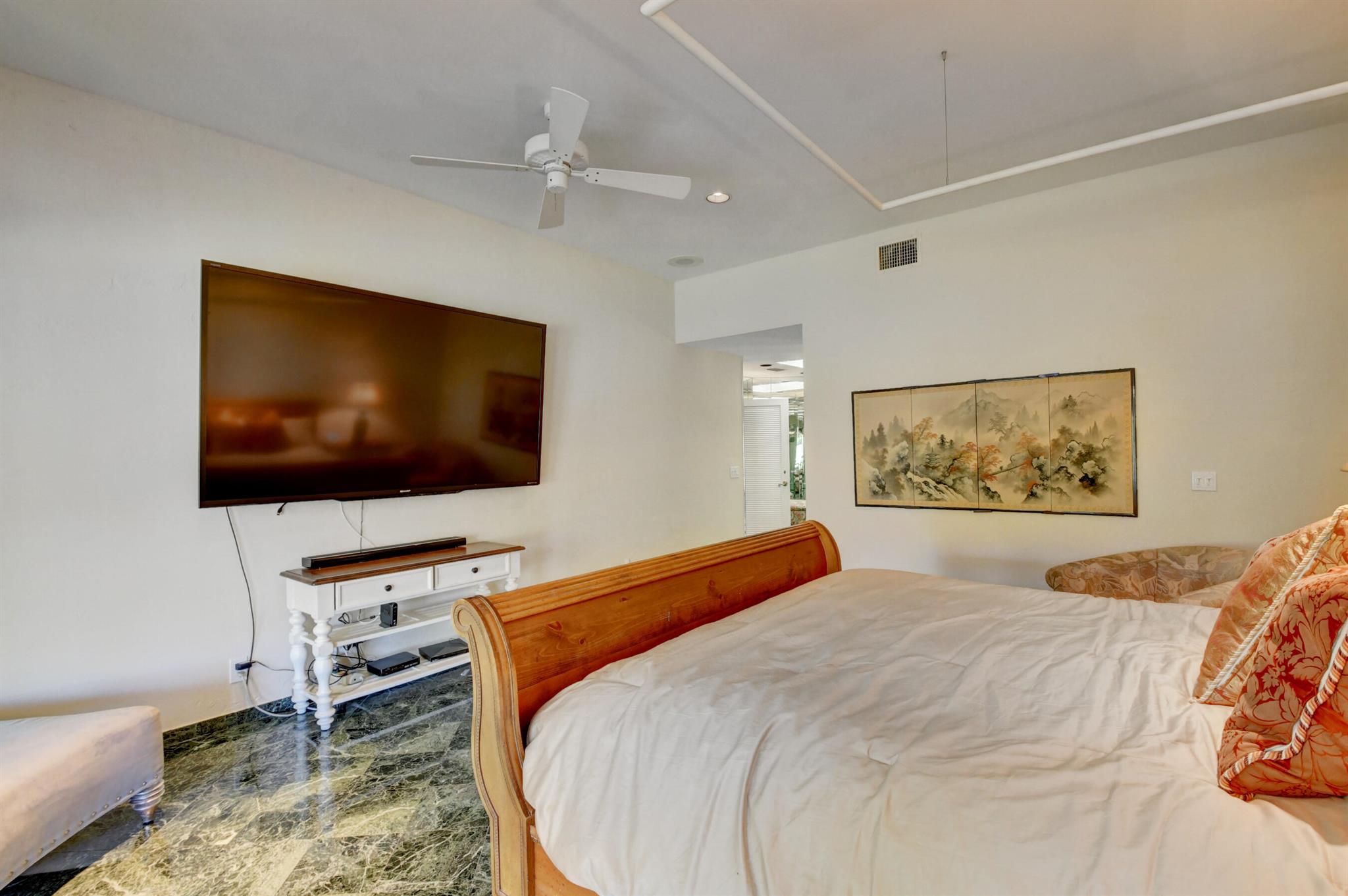 68 Northwoods Circle