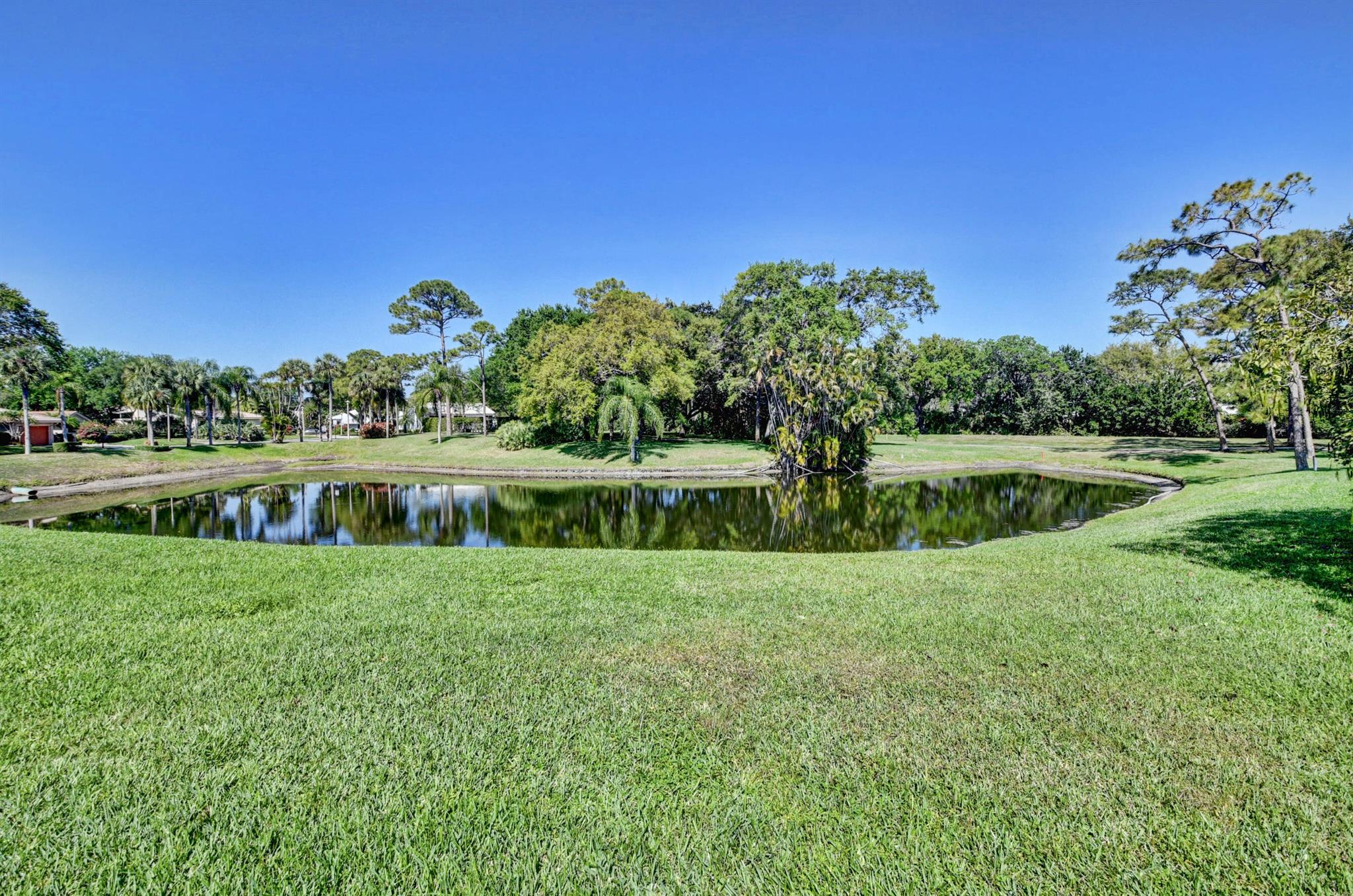 68 Northwoods Circle