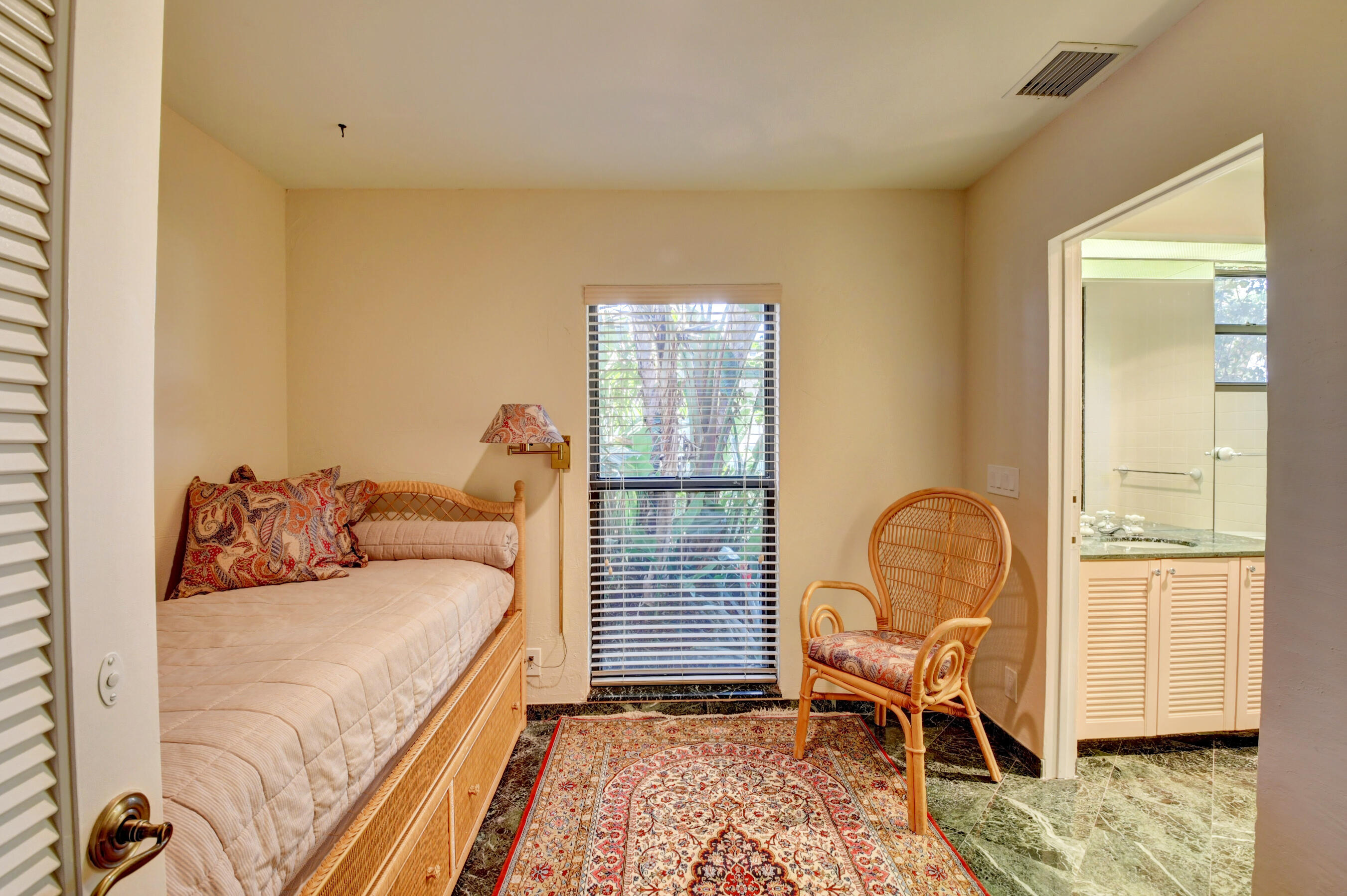 68 Northwoods Circle