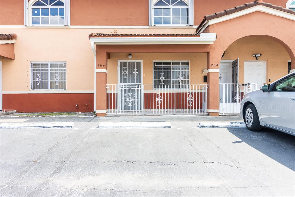 6835 W 36th Avenue Unit: 104