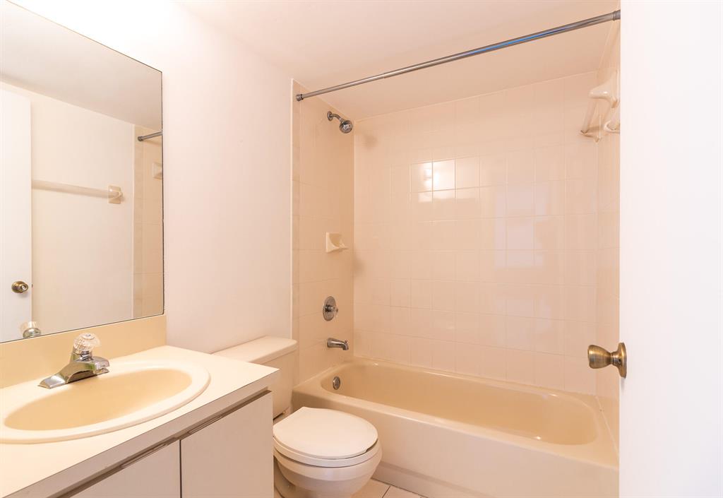 6835 W 36th Avenue Unit: 104