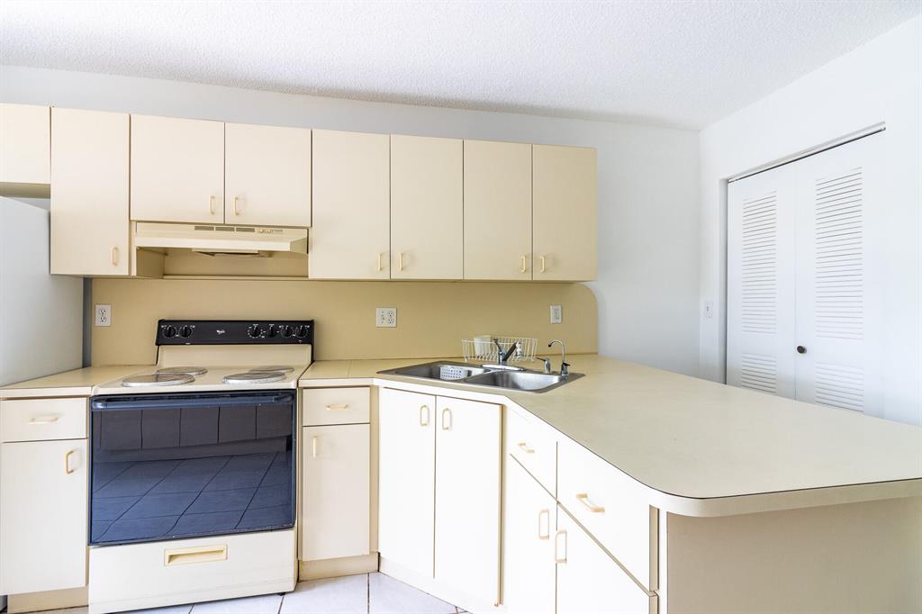 6835 W 36th Avenue Unit: 104