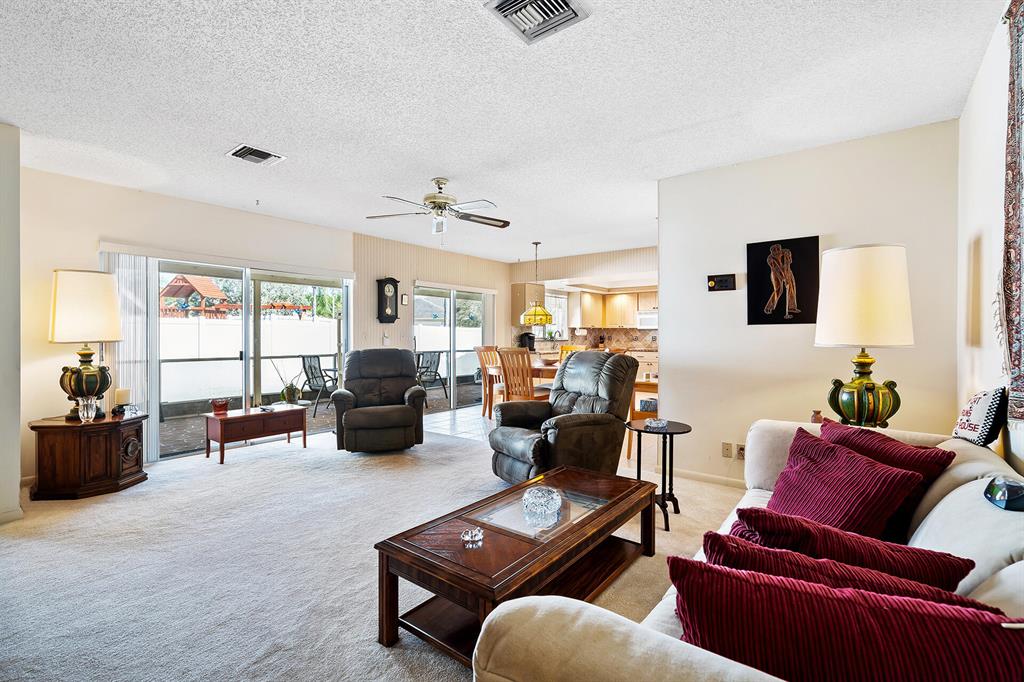6807 Calle Del Paz S