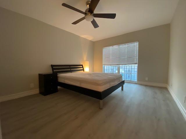 1194 Hillsboro Mile Unit: 31