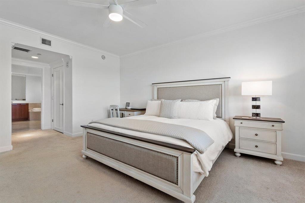 2650 Lake Shore Drive Unit: 702