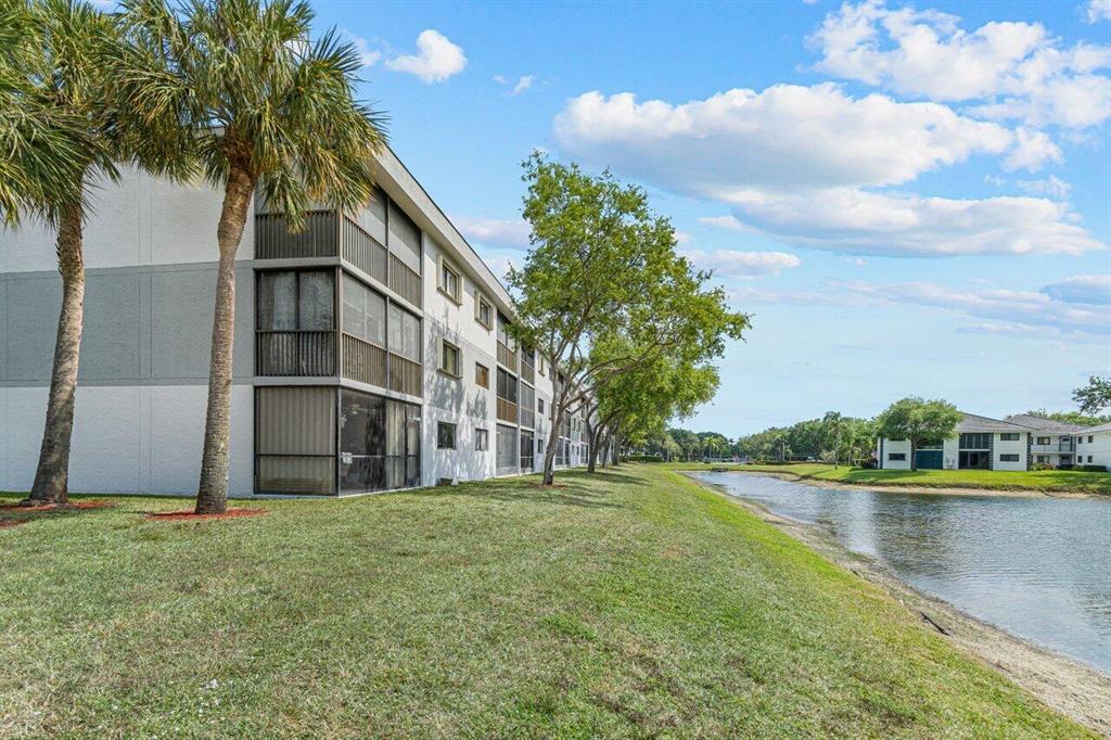 15355 Lakes Of Delray Boulevard Unit: 308