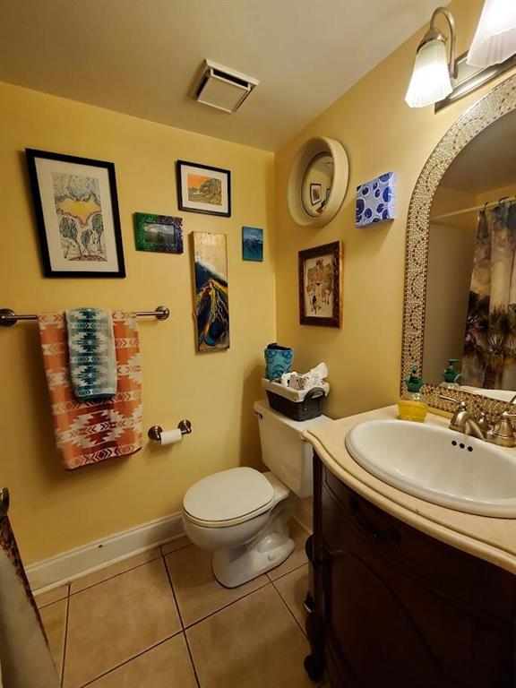 1101 Pinecrest Circle Unit: E
