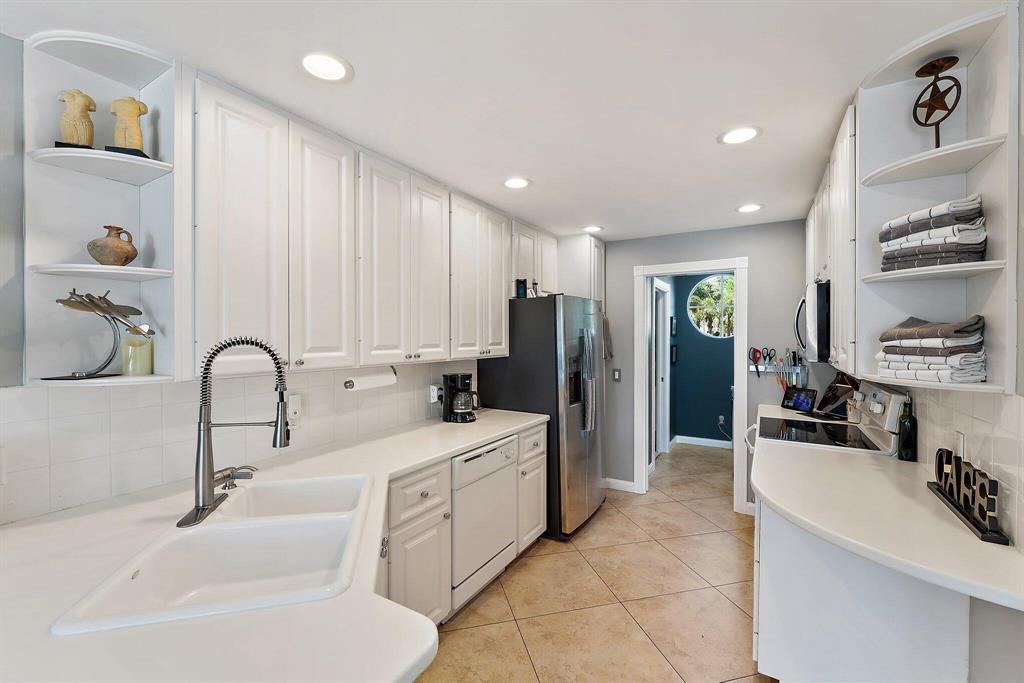 489 Capistrano Drive