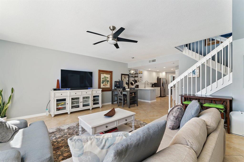 489 Capistrano Drive