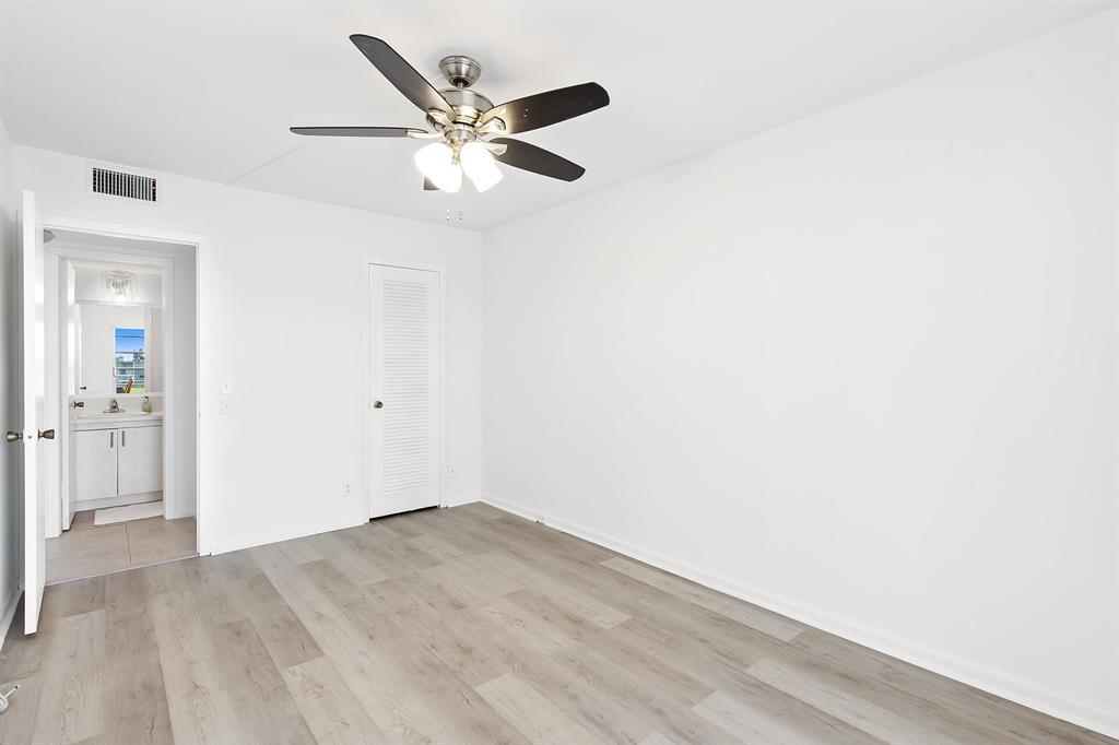 4087 Exeter E Unit: 4087