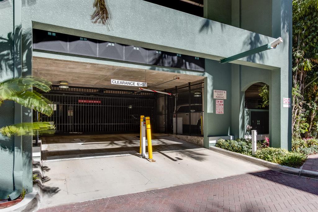 235 NE 1st Street Unit: 408
