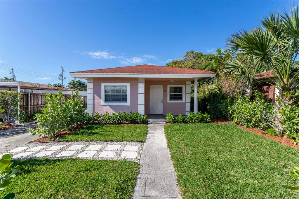 38 SW 8th Avenue
