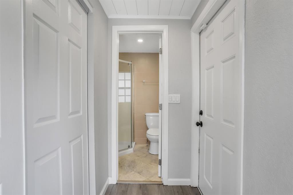 38 SW 8th Avenue