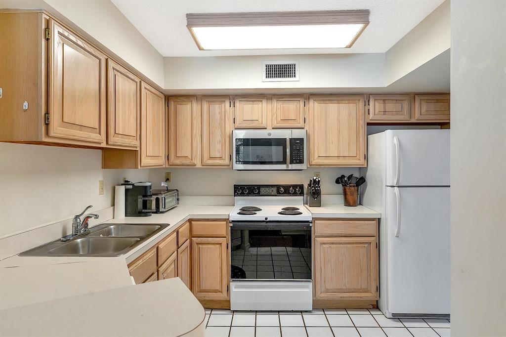1280 S Alhambra Circle Unit: 2312