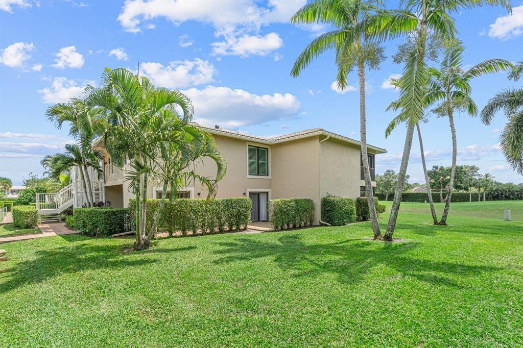 11 Stratford Drive Unit: G