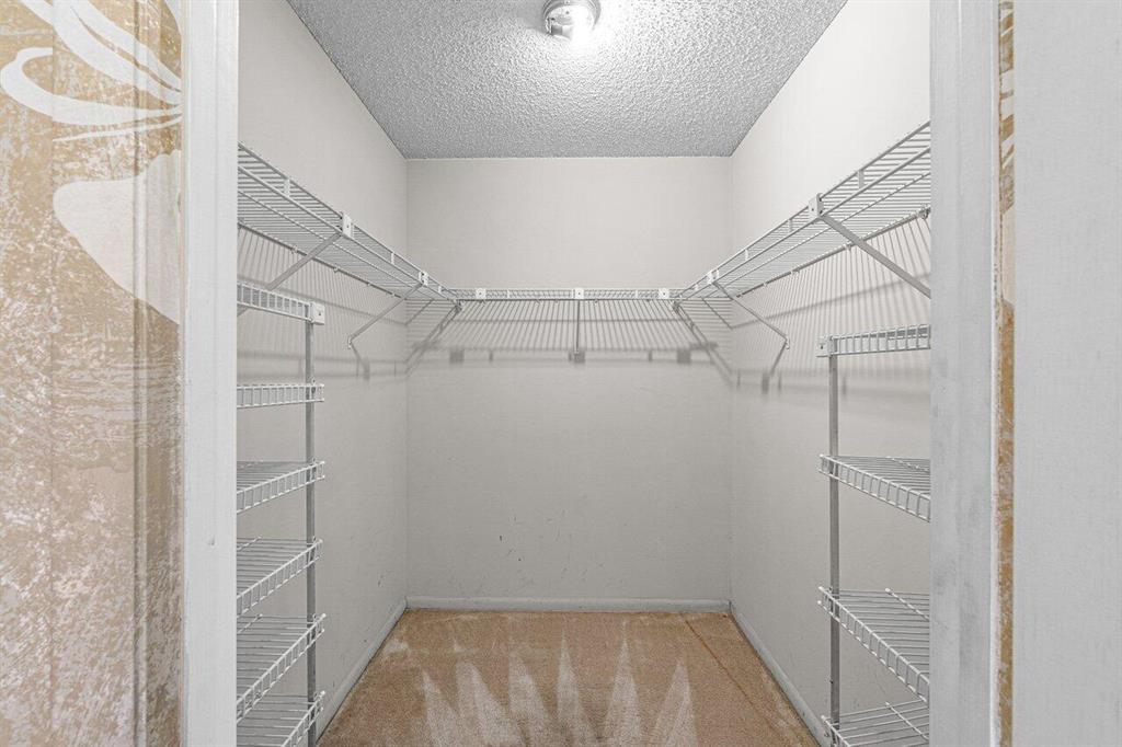 11 Stratford Drive Unit: G