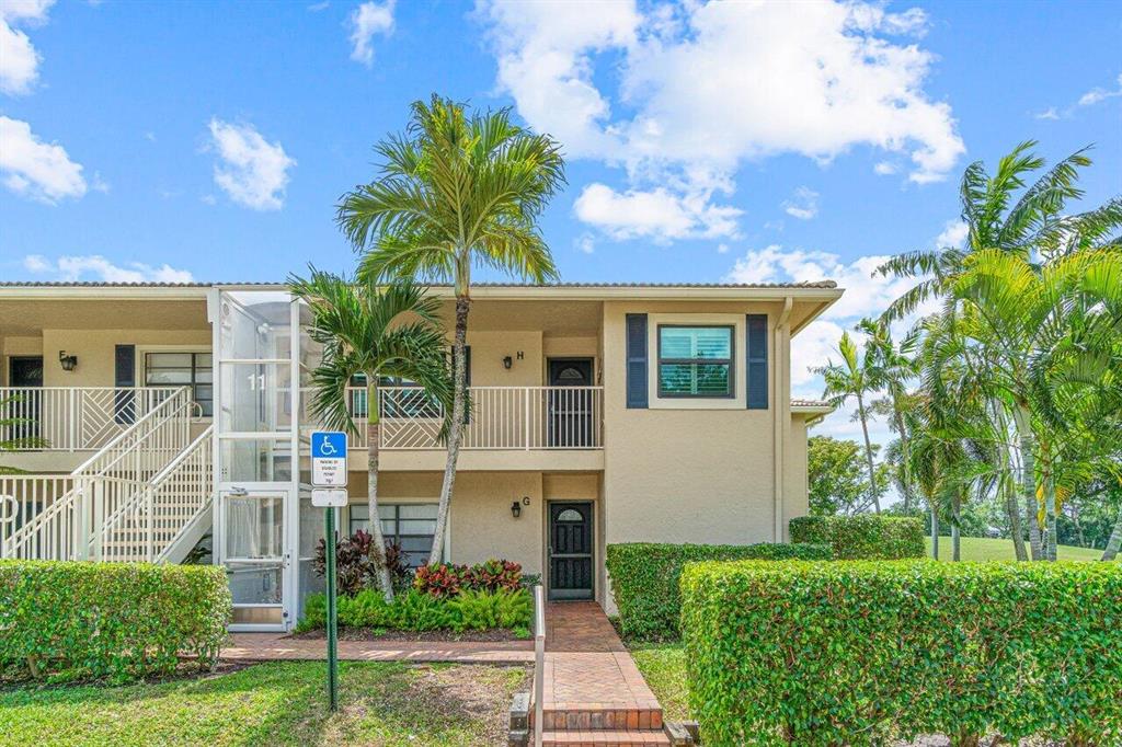 11 Stratford Drive Unit: G
