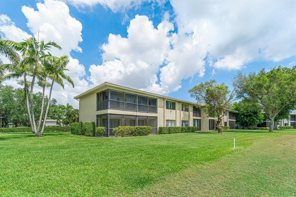 11 Stratford Drive Unit: G