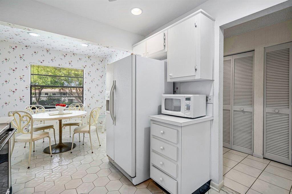 12 Southport Lane Unit: D