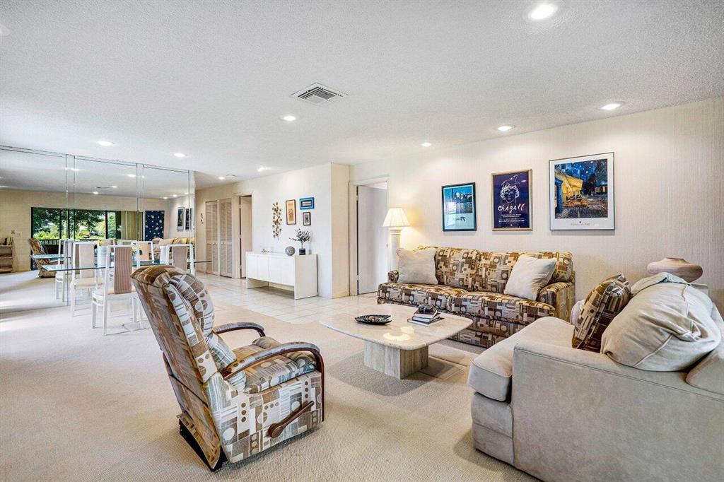 12 Southport Lane Unit: D