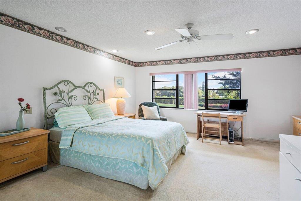 12 Southport Lane Unit: D